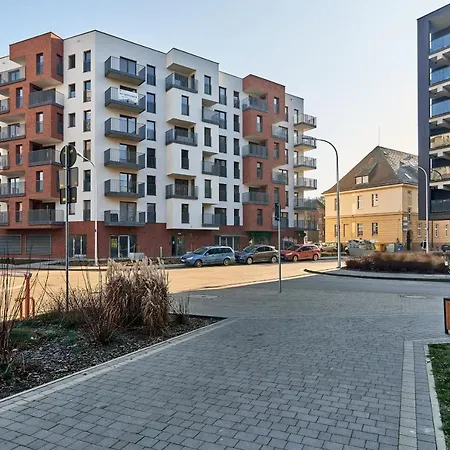 Dmowskiego Kepa Mieszczanska By Renters Wroclaw